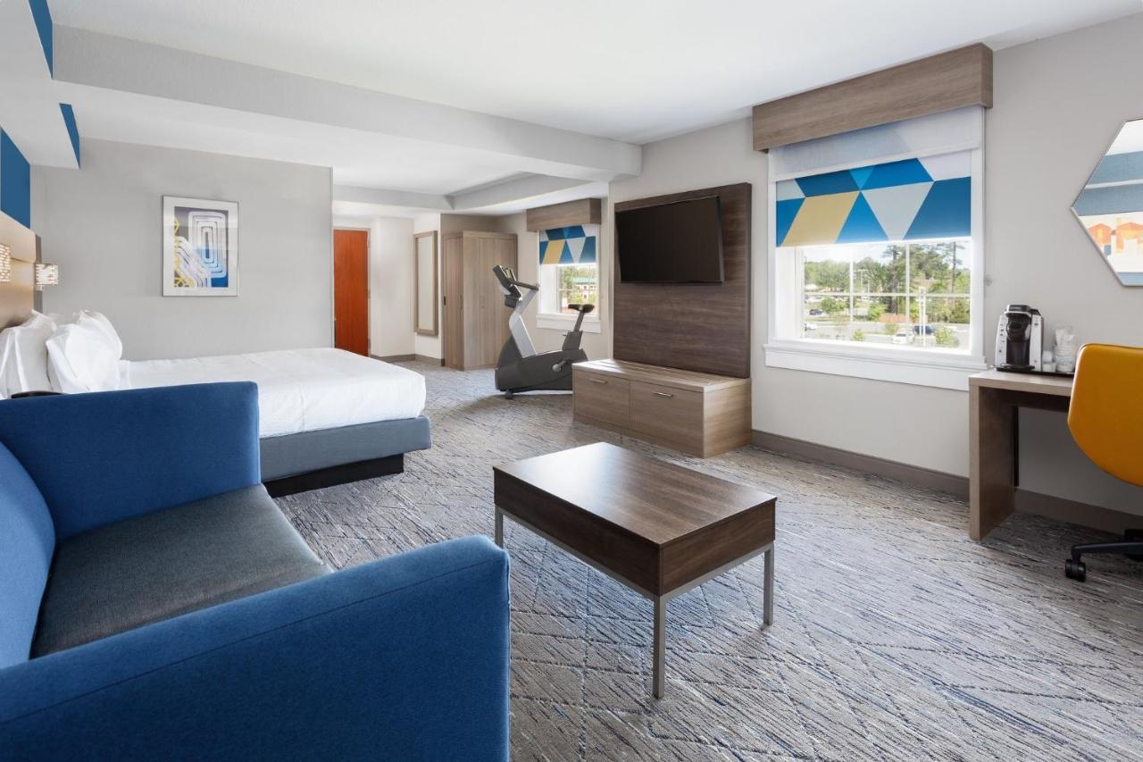 Holiday Inn Express & Suites Williamsburg By Ihg Экстерьер фото
