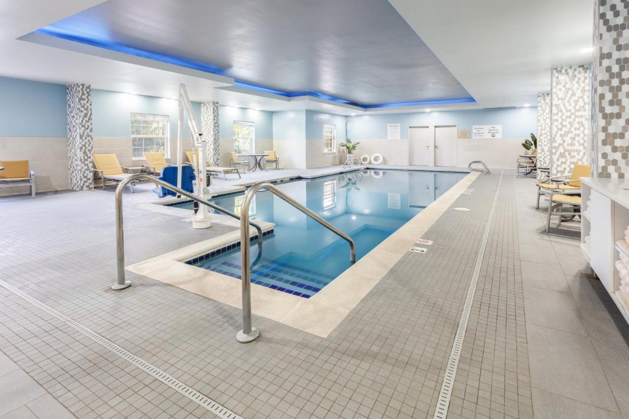 Holiday Inn Express & Suites Williamsburg By Ihg Экстерьер фото