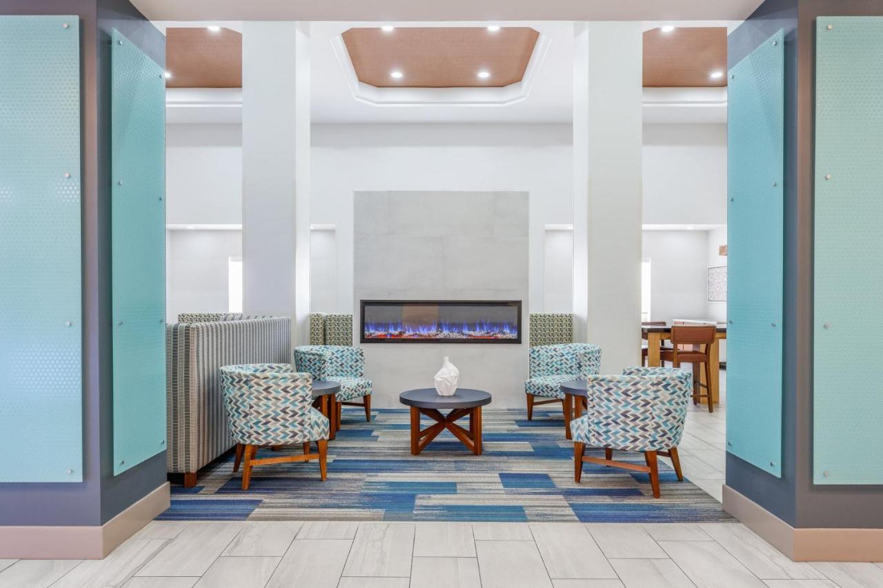 Holiday Inn Express & Suites Williamsburg By Ihg Экстерьер фото