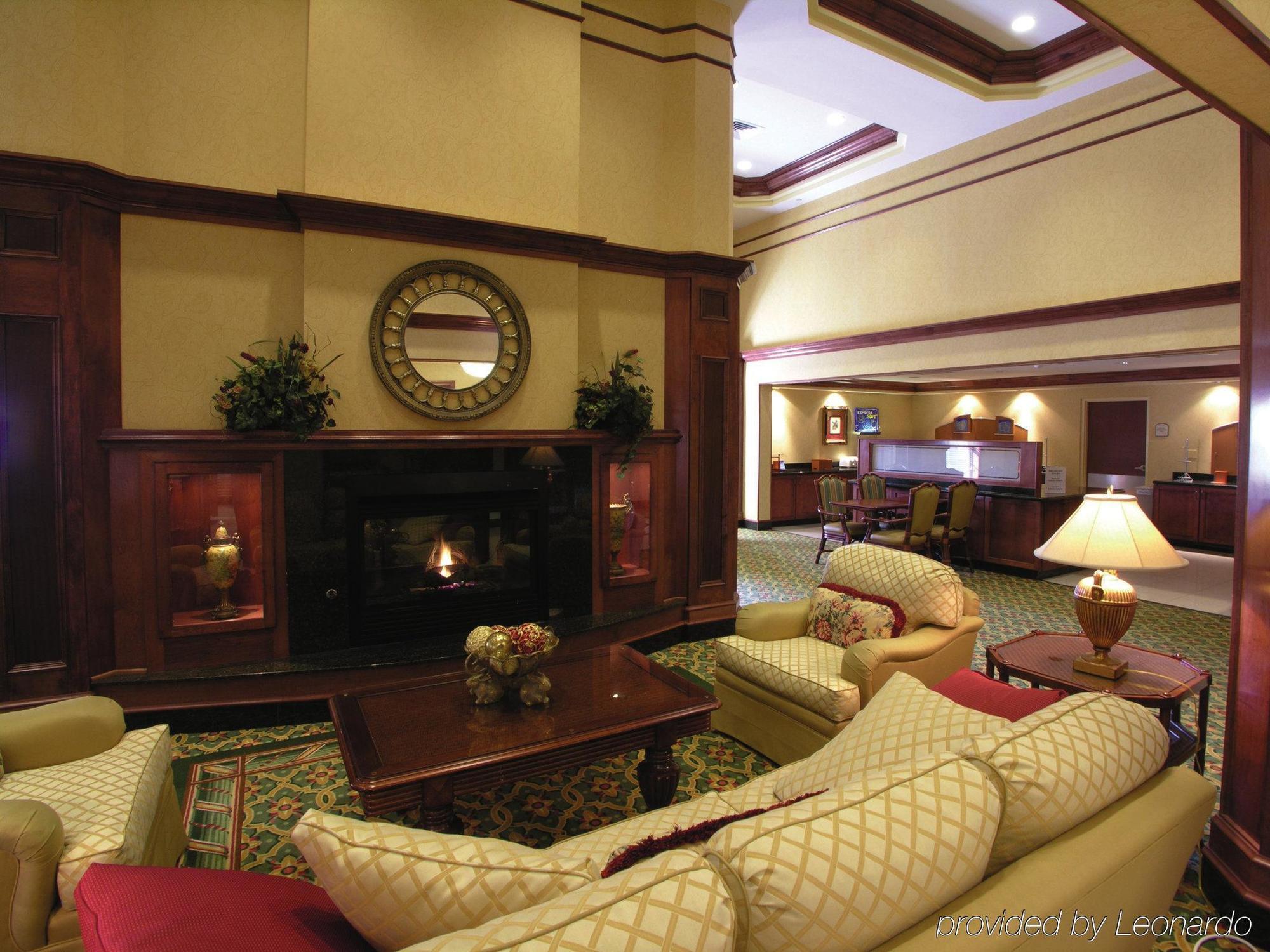 Holiday Inn Express & Suites Williamsburg By Ihg Экстерьер фото