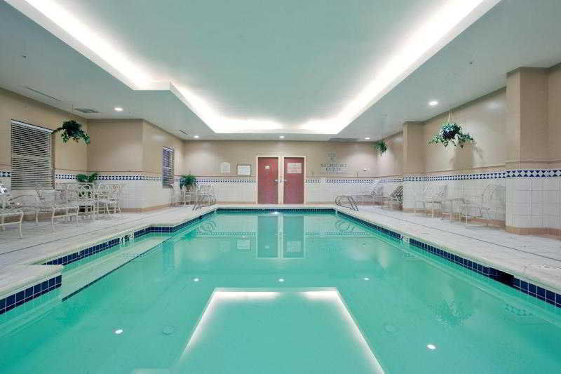 Holiday Inn Express & Suites Williamsburg By Ihg Экстерьер фото